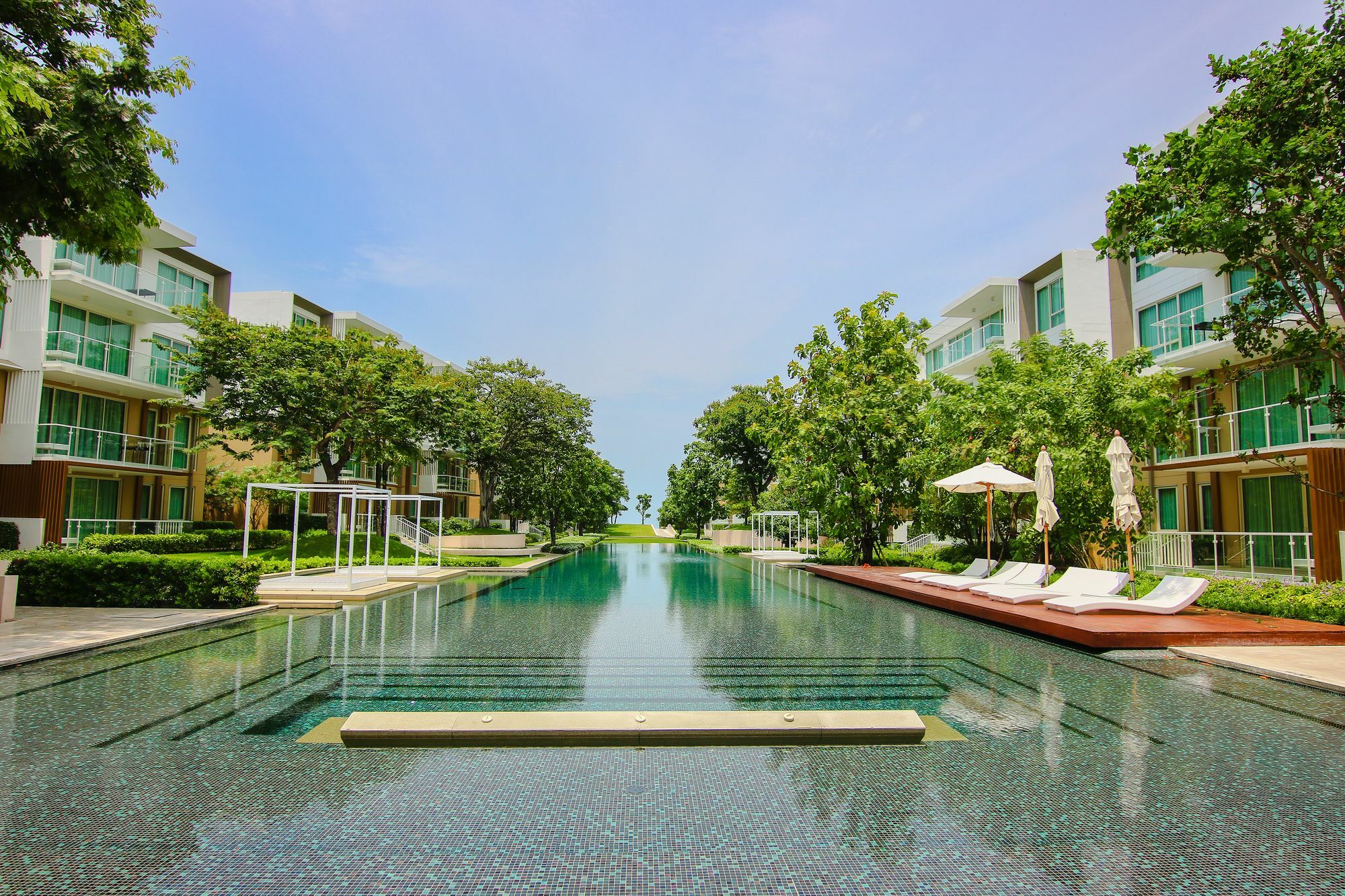 Huahin Luxury Beachfront Condo By Ml Bagian luar foto
