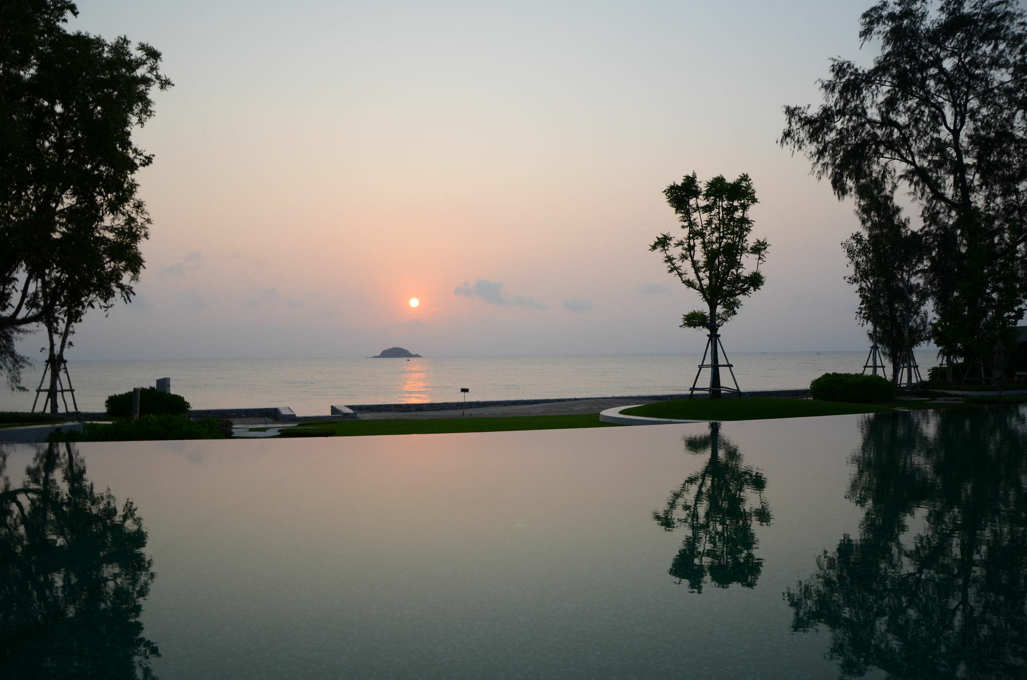 Huahin Luxury Beachfront Condo By Ml Bagian luar foto