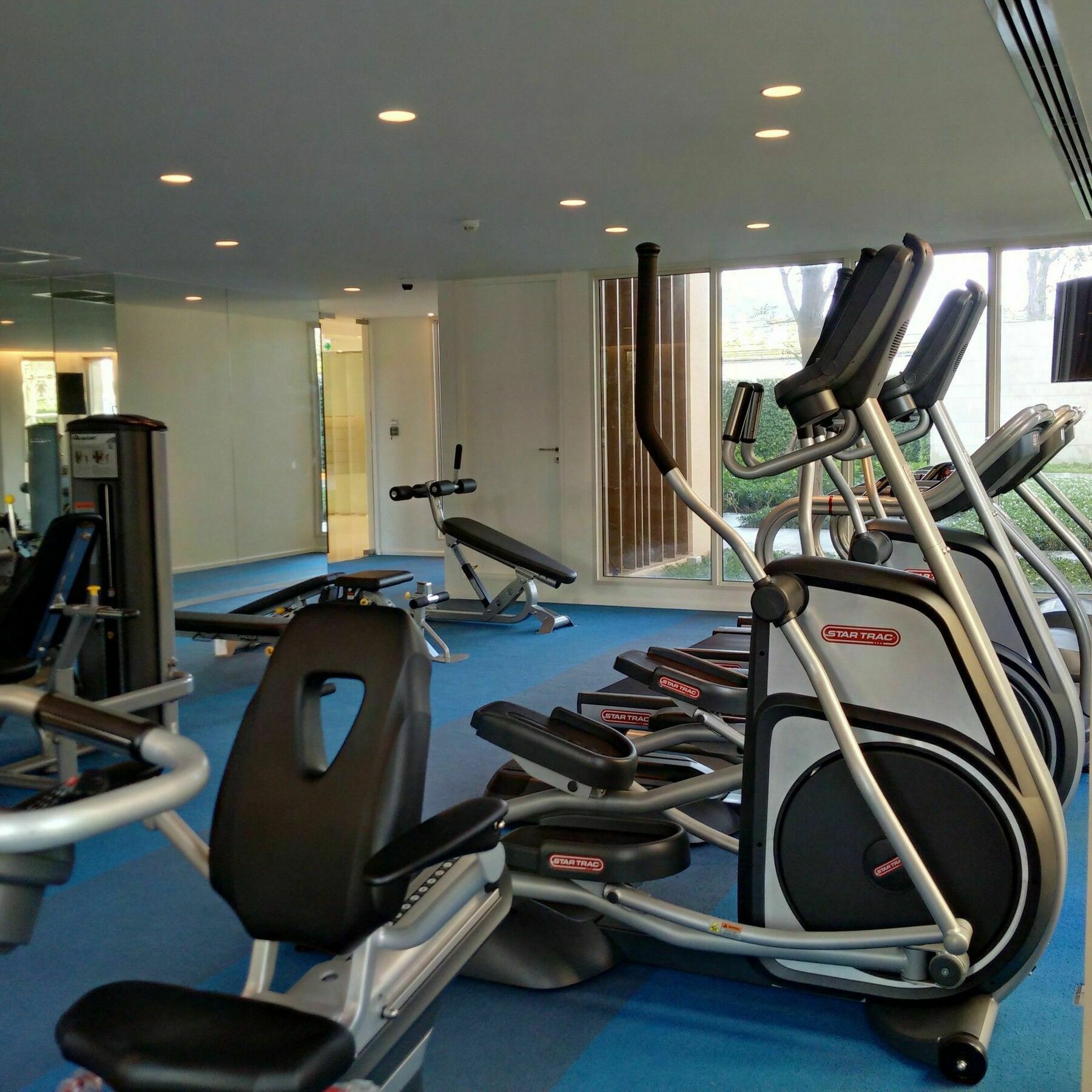 Huahin Luxury Beachfront Condo By Ml Bagian luar foto